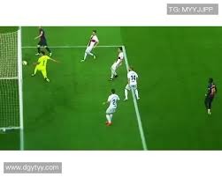 高尔夫蓝湾大师赛挥杆 中泰选手友好交流