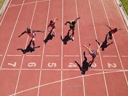 麻将后期稳住比胡牌重要（麻将后半程，稳住局面比胡牌更重要）